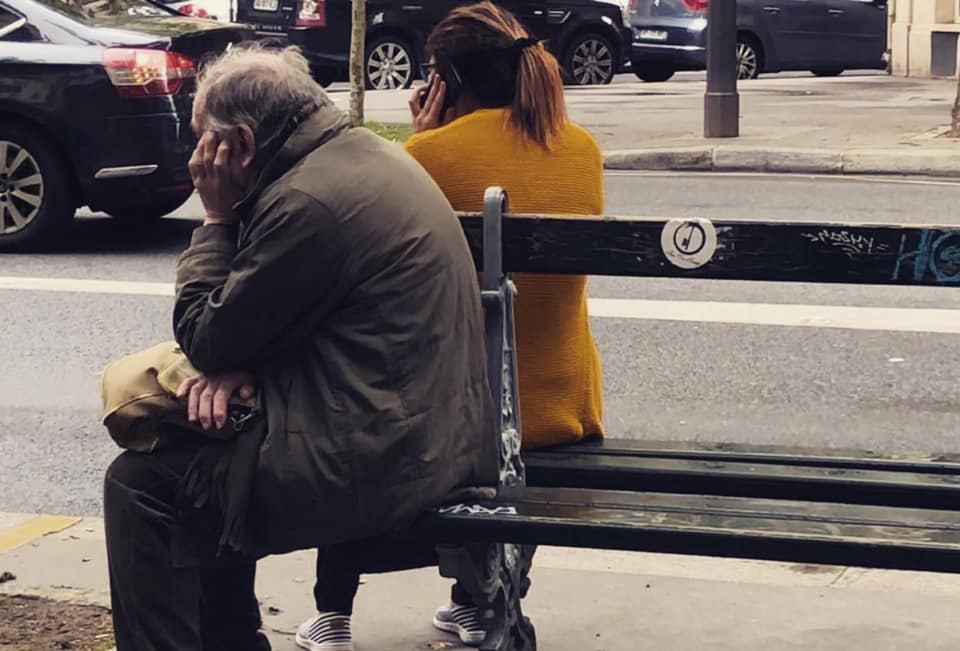 portable rue street-art solitude gracia bejjani photo paris poeme poesie texte litterature ecriture