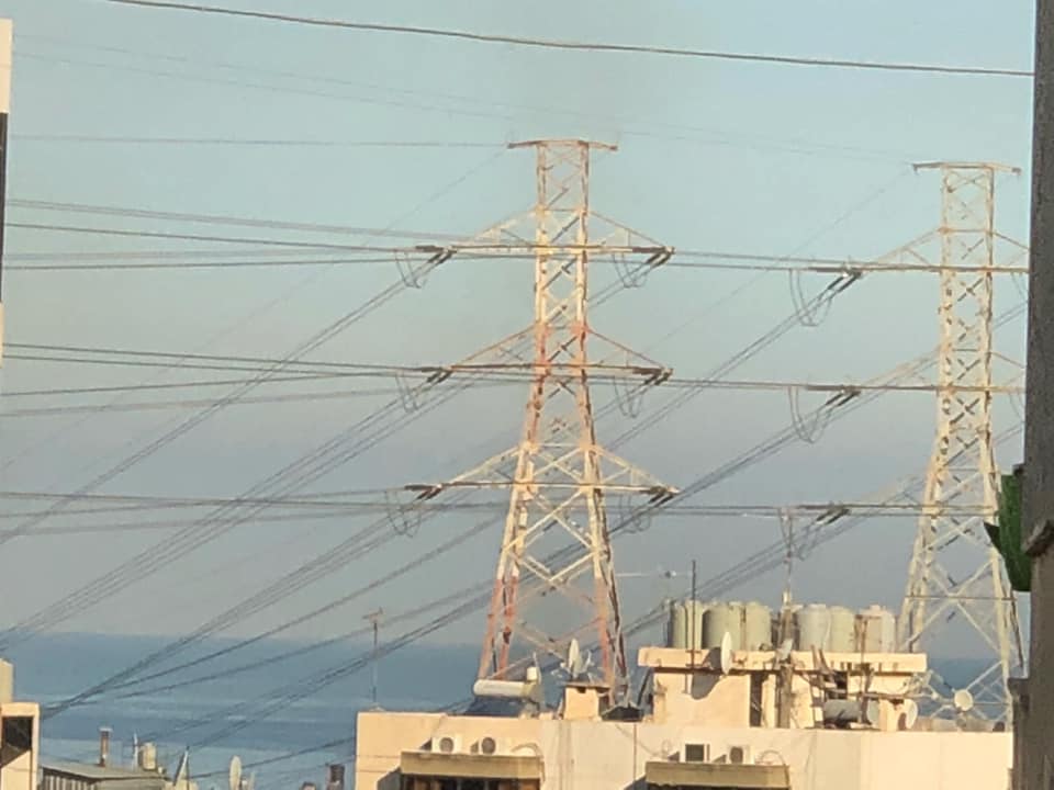 photo gracia bejjani ville street-art mer vague poeme