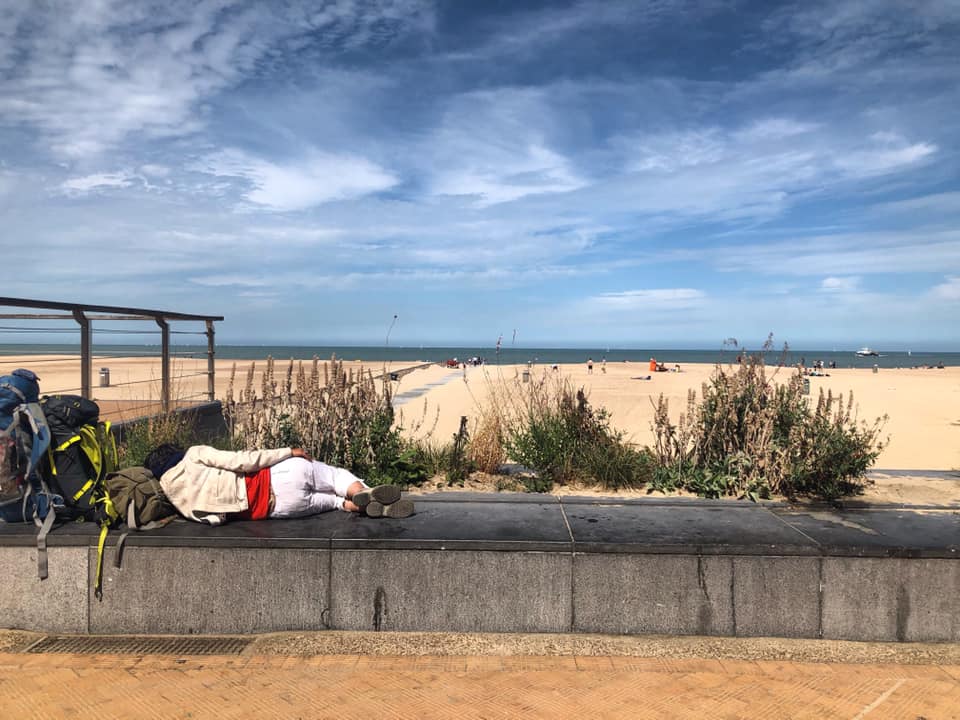 horizon mer sommeil dormir contredire plage gracia bejjani