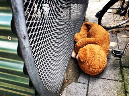 chante enfant visage maman femmes mères le temps d’un cri