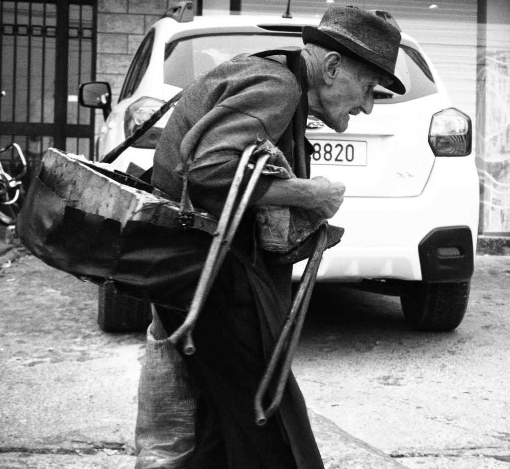 on tremble en silence etrange monde mort se rapproche